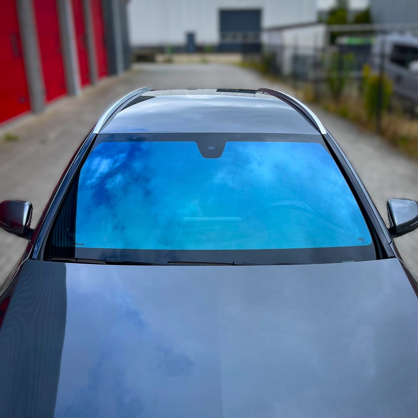 Licht-Blauw-Chameleonfolie-Mercedes-Maybach-Kopen-Deluxetintingshop