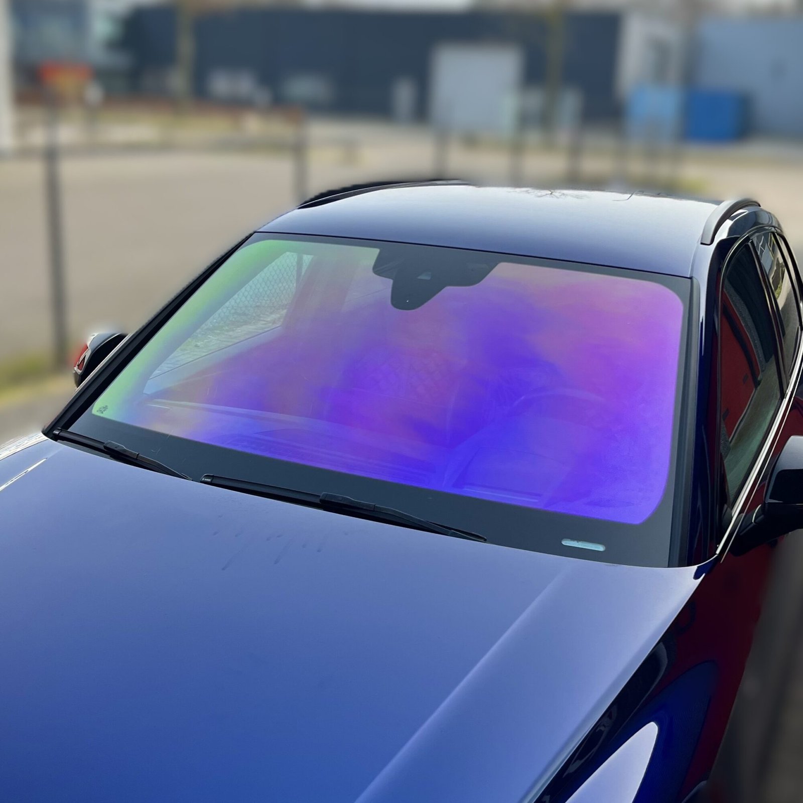 Paarse-chameleon-tint-voorruit-deluxetinting-emmen