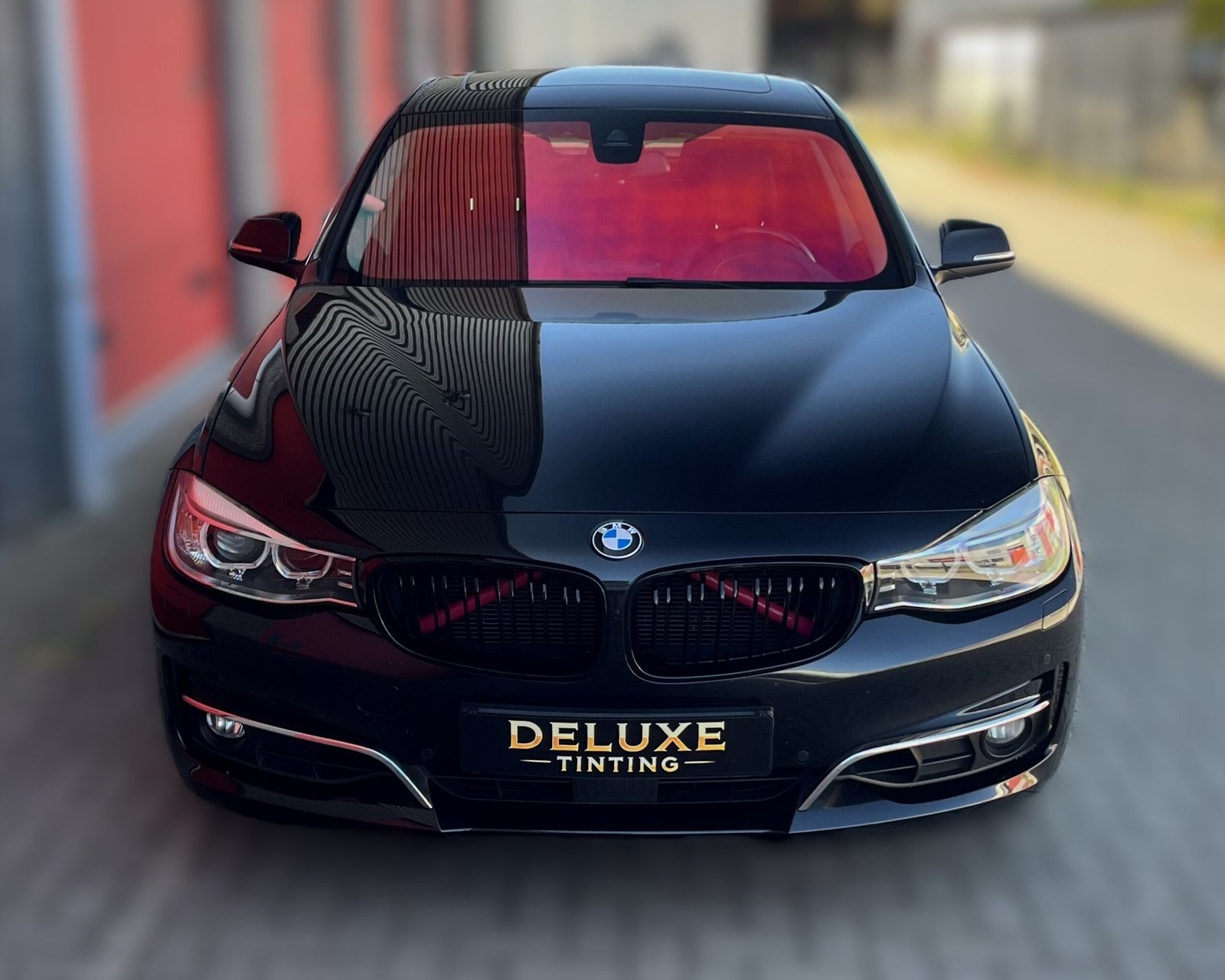 Chameleonfolie-Rood-BMW-Deluxetinting