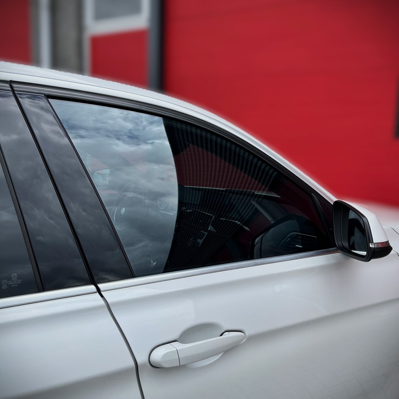 Legale-Chameleonfolie-zwart-60%-tintfolie-rol-mercedes-kopen